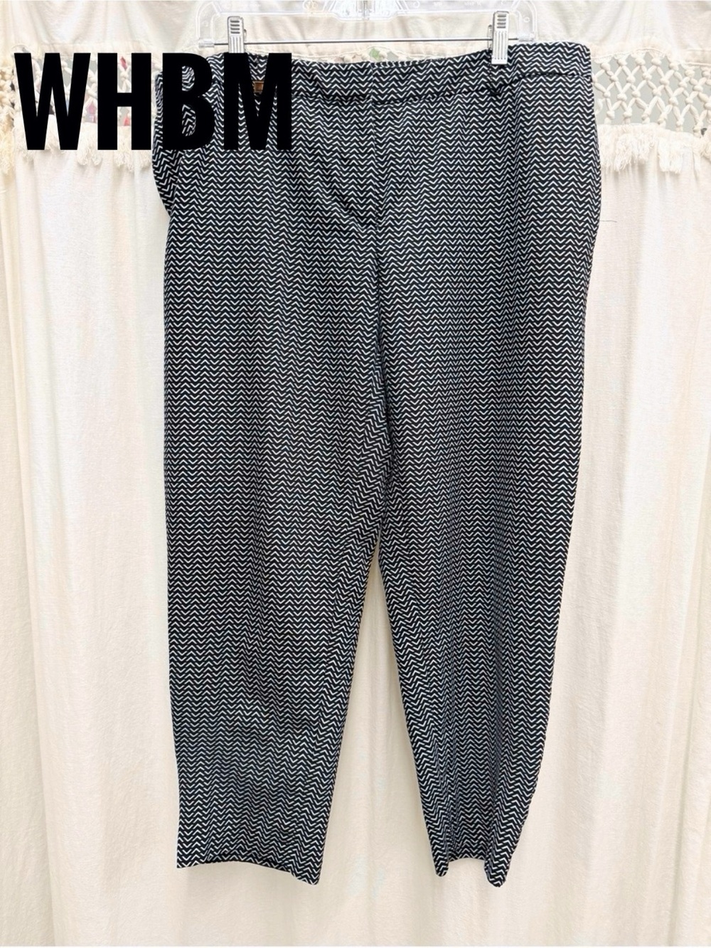 White House Black Market Chevron Taper Ankle Pants Black White Size 14S Short